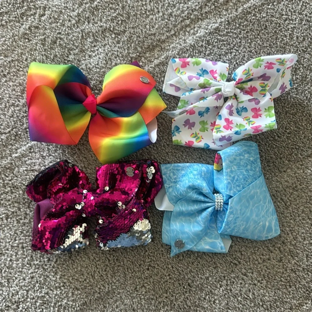 N/A 30 scrunchies